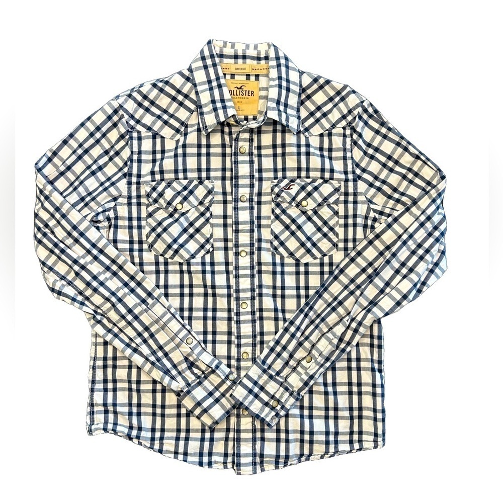 Hollister Men’s Blue and White Plaid pearl snap down logo surfer cut Y2K shirt